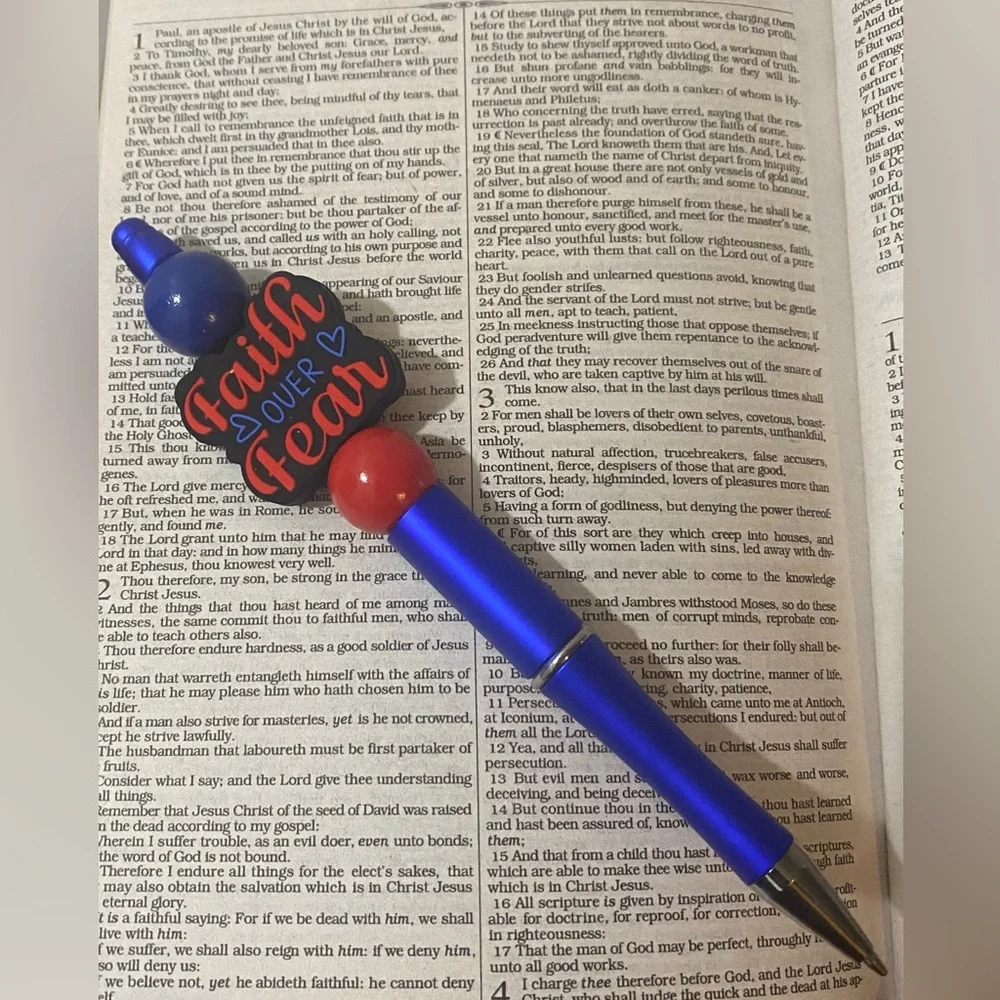Faith Over Fear Black Ink Beaded Pen - Picture 2 of 7